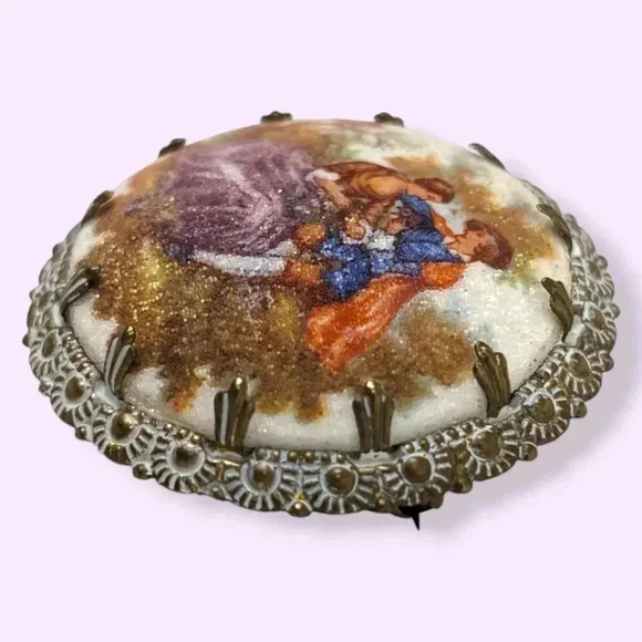 Vintage West Germany Sugar Glass Portrait - Picture 3 of 7